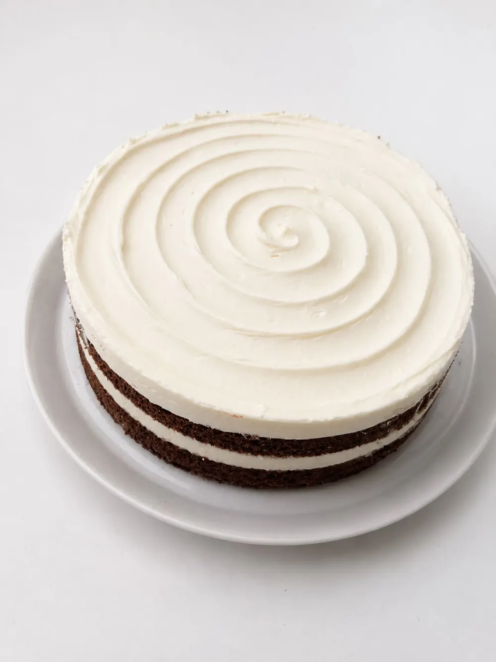 Torta sa spiralom od bijele kreme