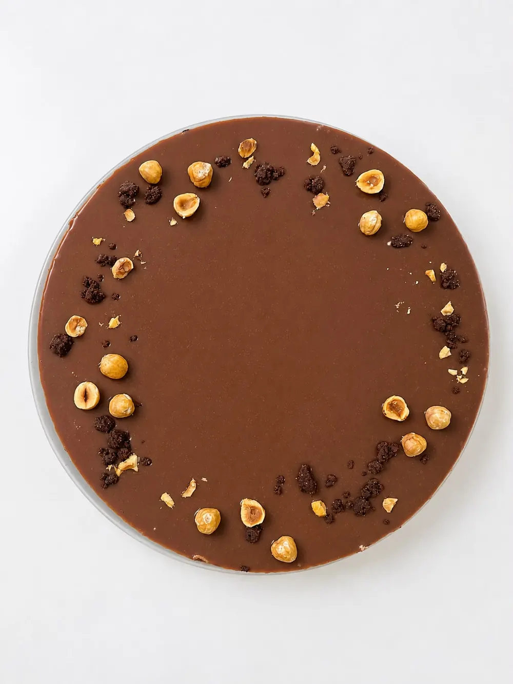 Torta od mliječne čokolade s lješnjacima